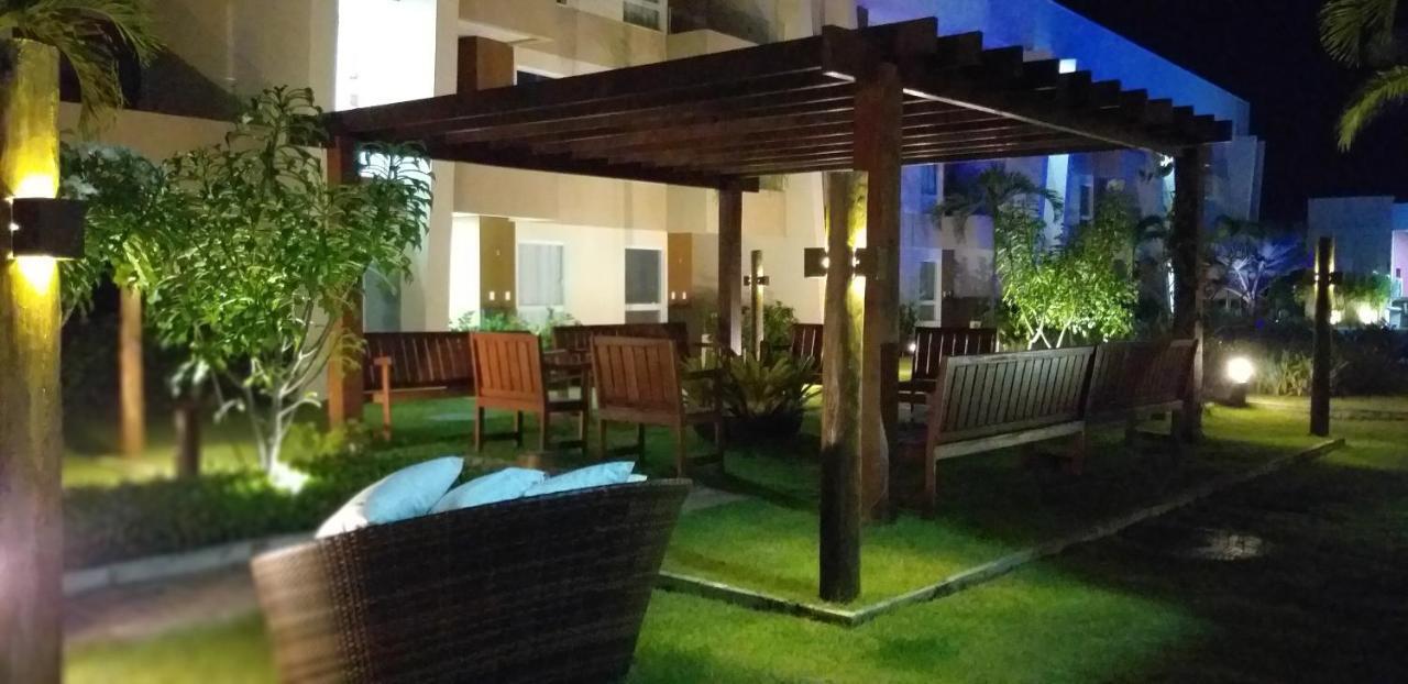 Porto Smeralda Guarajuba 100M Praia Aparthotel Esterno foto